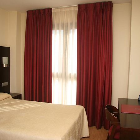 Hotel 44 Gijón Esterno foto
