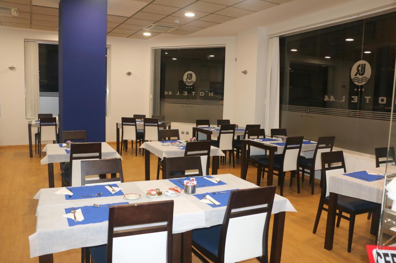 Hotel 44 Gijón Esterno foto