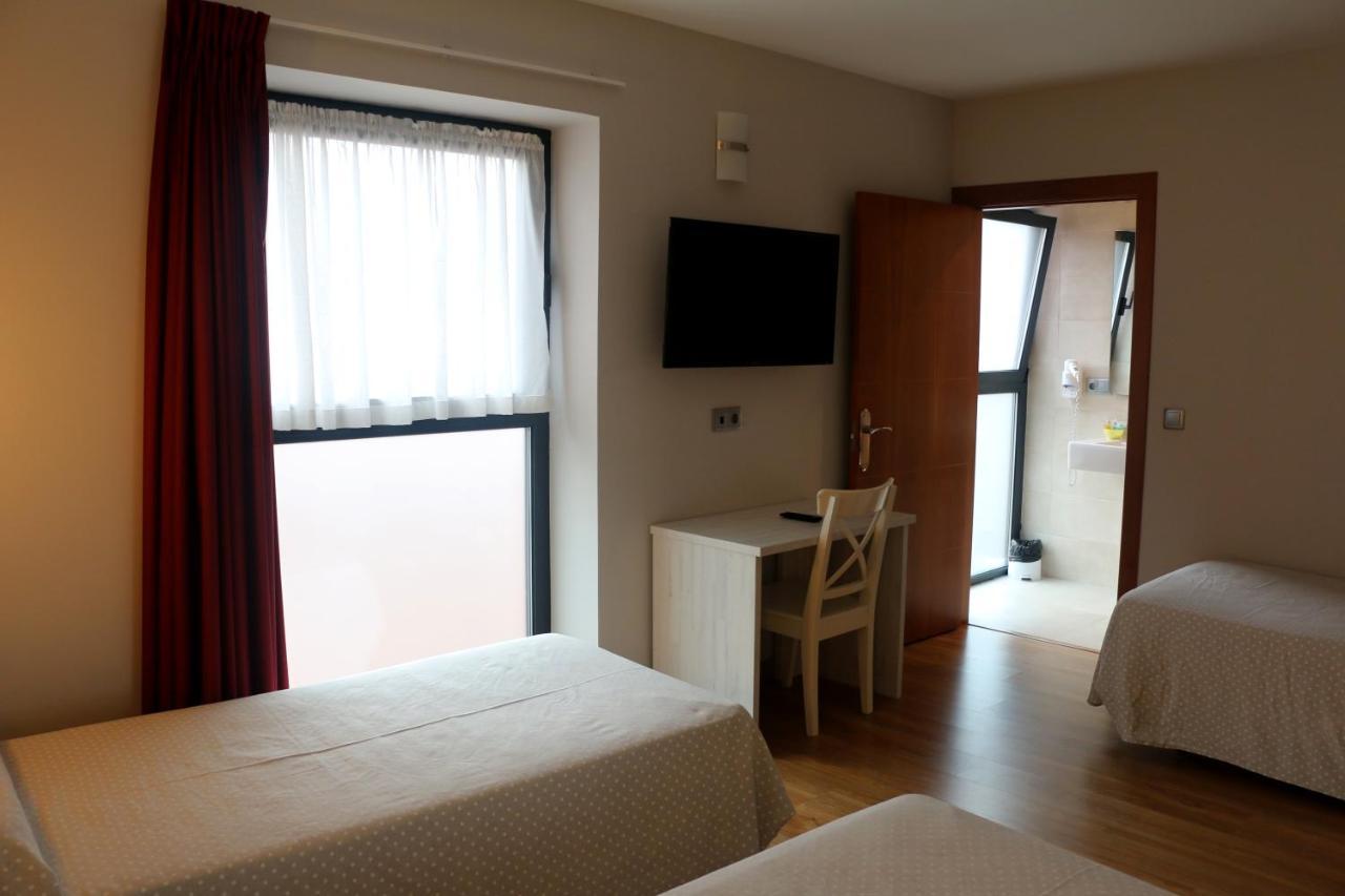 Hotel 44 Gijón Esterno foto