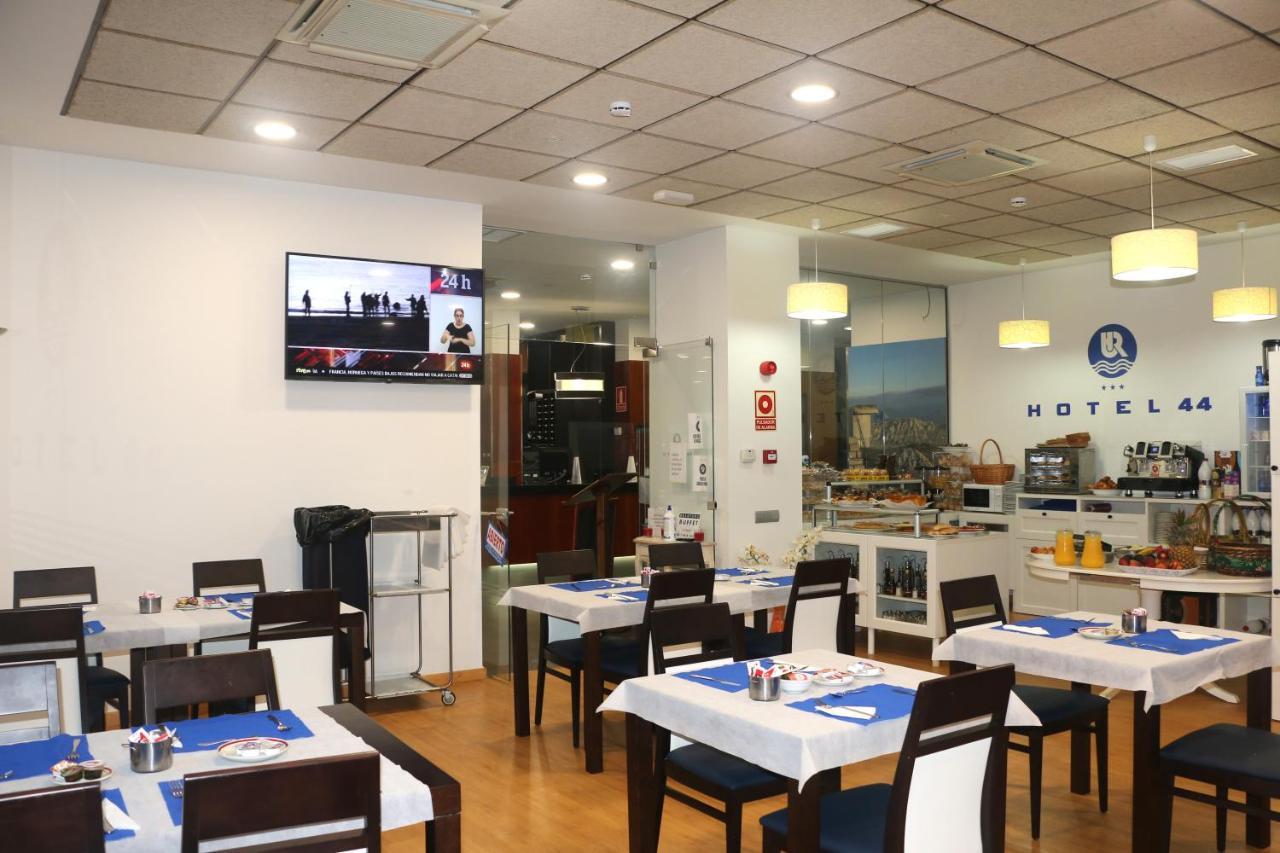 Hotel 44 Gijón Esterno foto