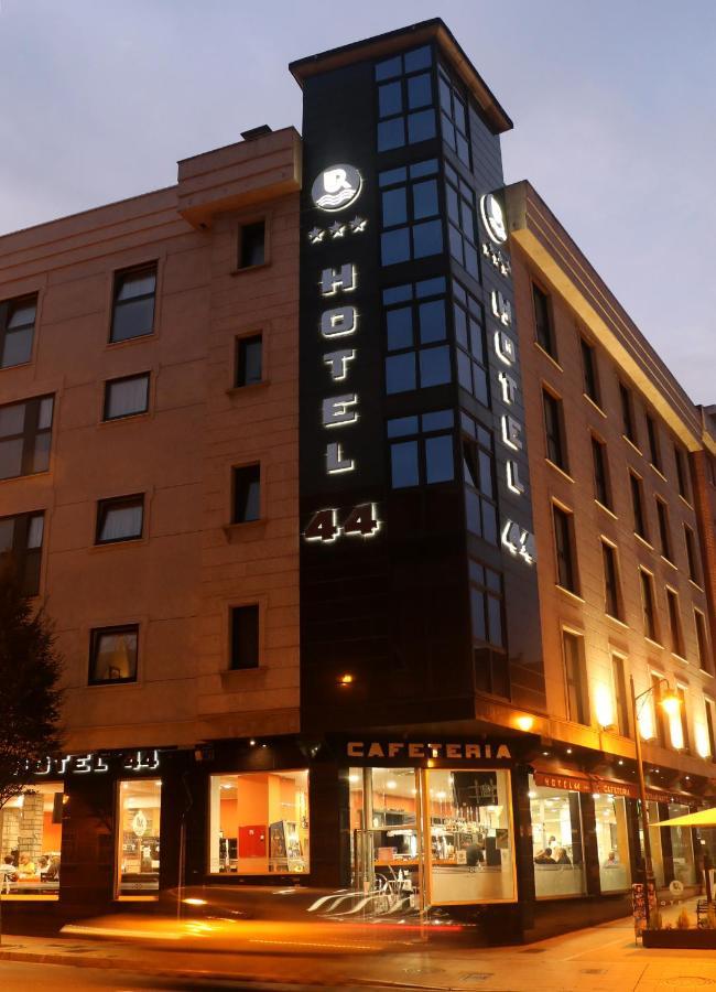 Hotel 44 Gijón Esterno foto