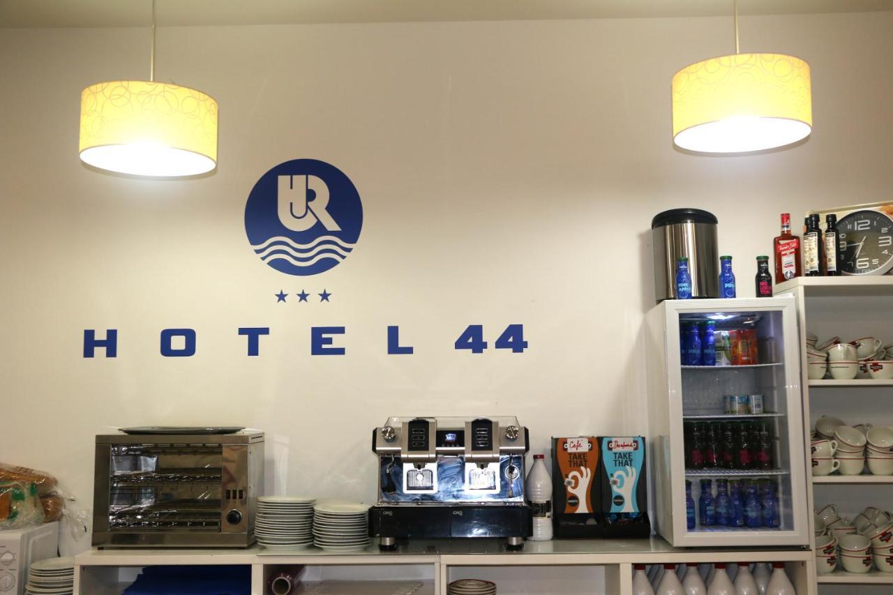 Hotel 44 Gijón Esterno foto