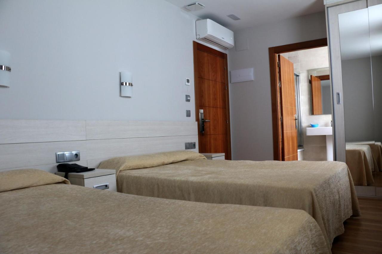Hotel 44 Gijón Esterno foto