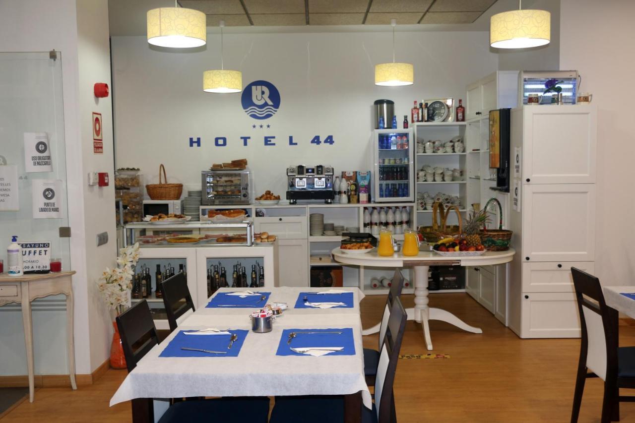 Hotel 44 Gijón Esterno foto