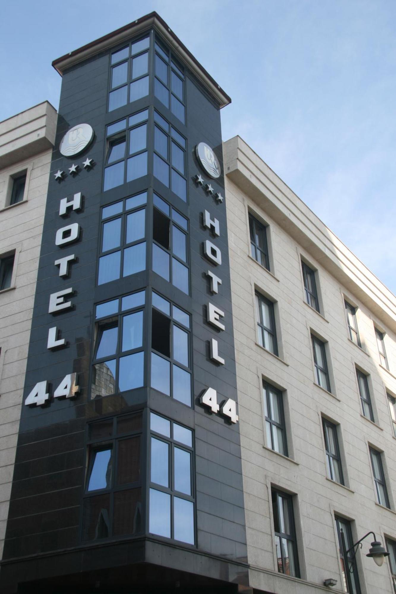 Hotel 44 Gijón Esterno foto